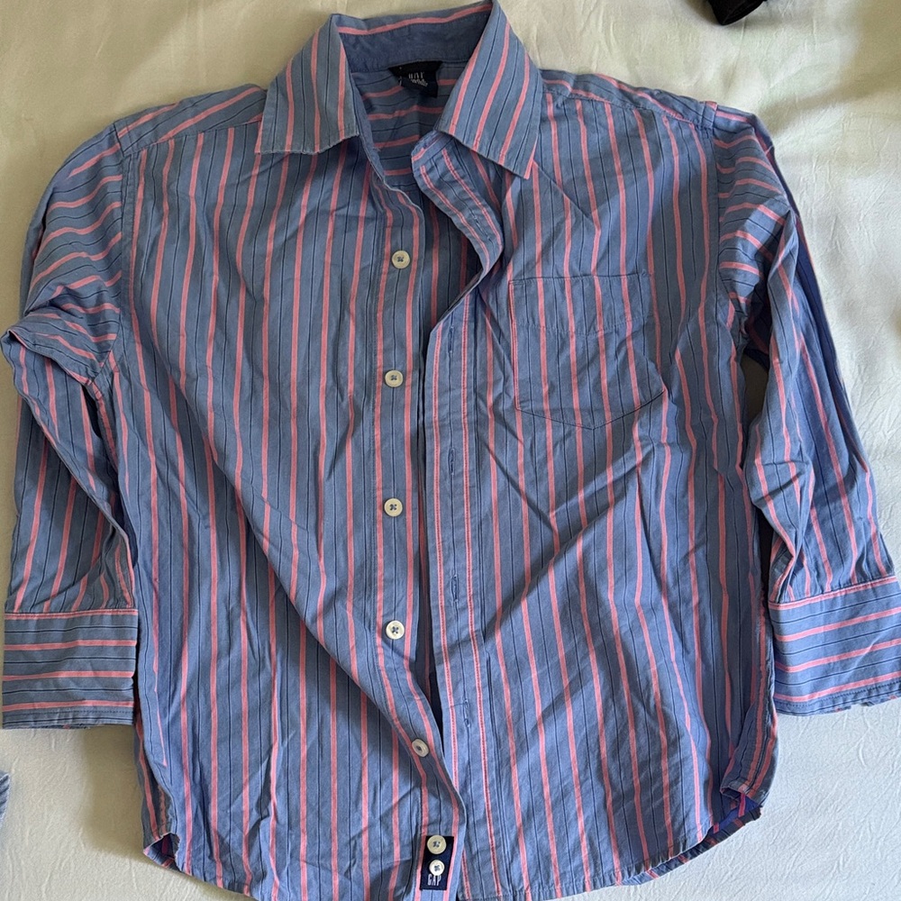 Gap Blue and Pink Striped Button-Up Shirt